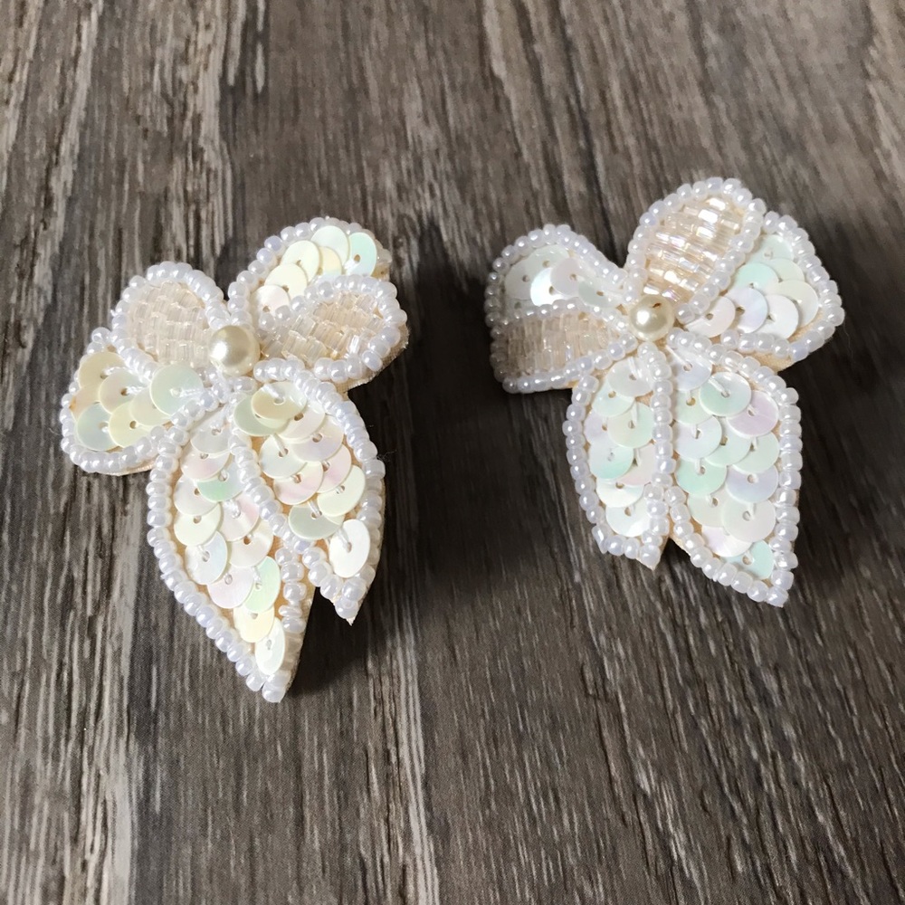 1950s 60s Vintage Flapper Inspired Sequin Ribbon Bow Clip On Earrings